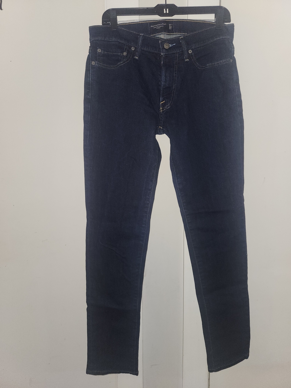 Abercrombie & Fitch Men's Dark Indigo Slim Jeans